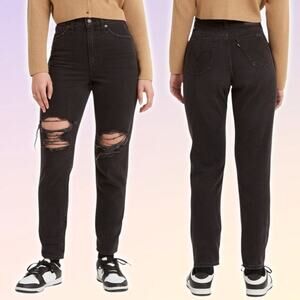 NWT LEVI'S High Waisted Mom Black Destructed Jeans Size 25